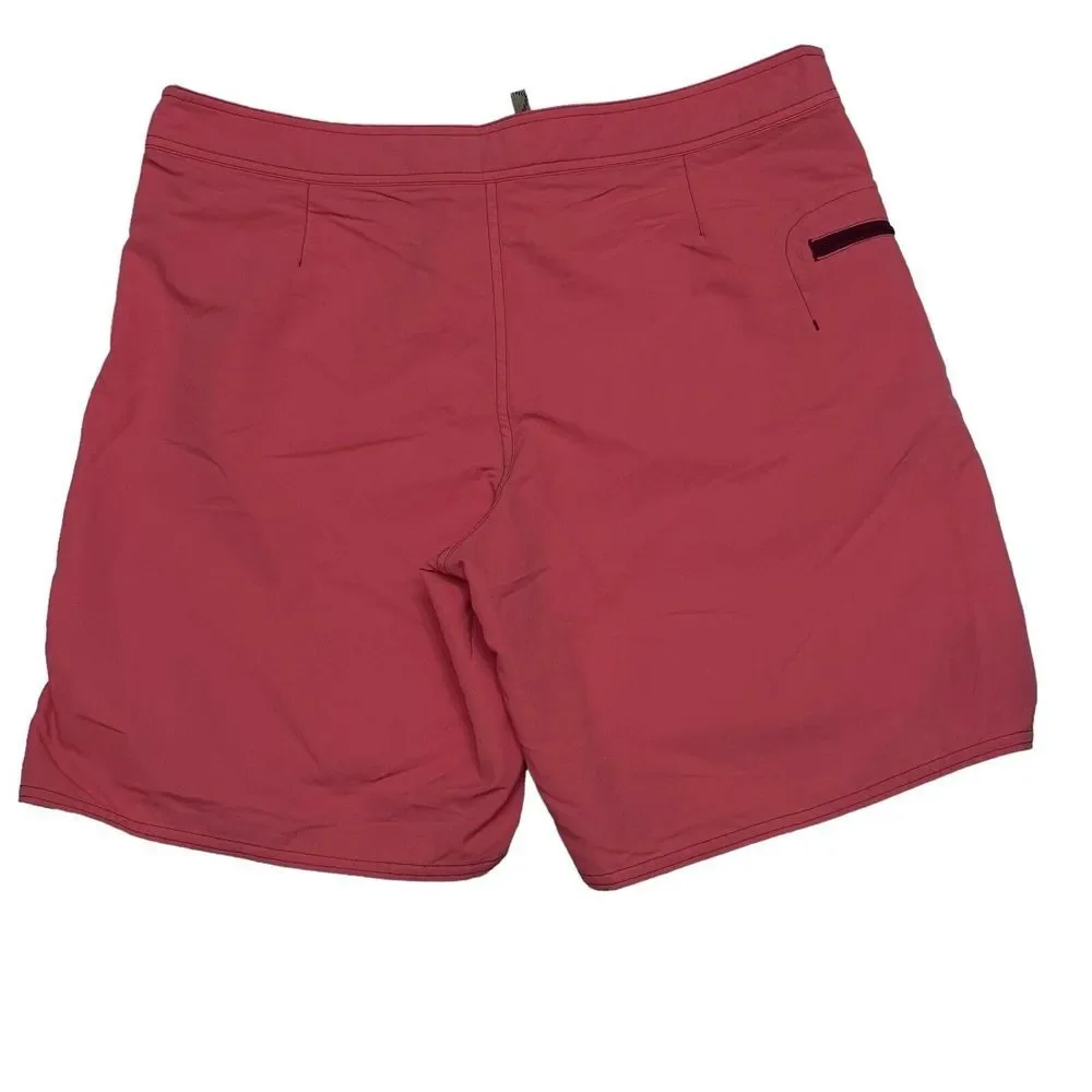Patagonia Men's Sz 35 Wavefarer Board Surf Swim Shorts Peach Coral Mid Length‎